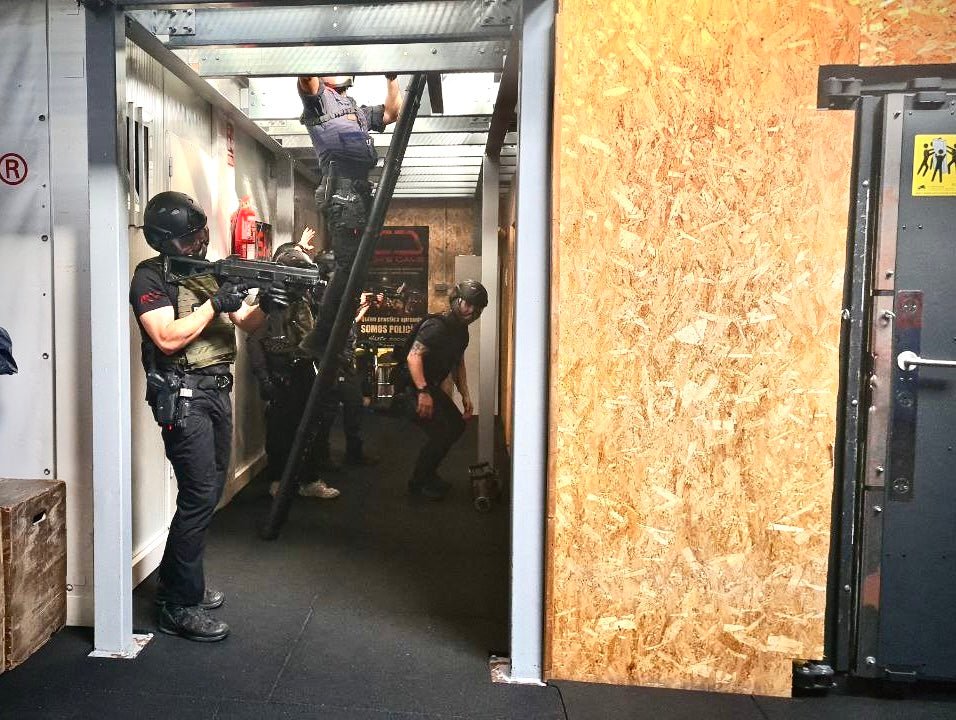 Simulaciones realistas durante la aproximación o ejecución curso TOES